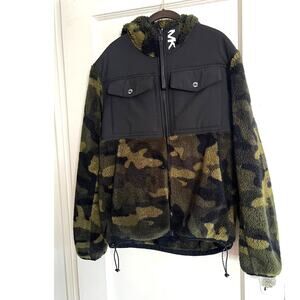 Michael Kors Mens Olive Camo Soft Hooded Fleece Jacket, LARGE.